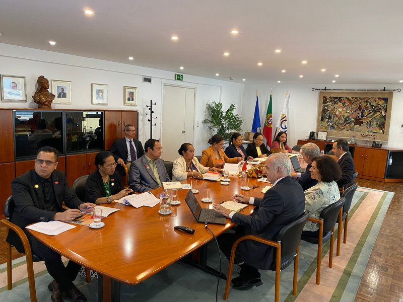 Foto panorâmica da reunião